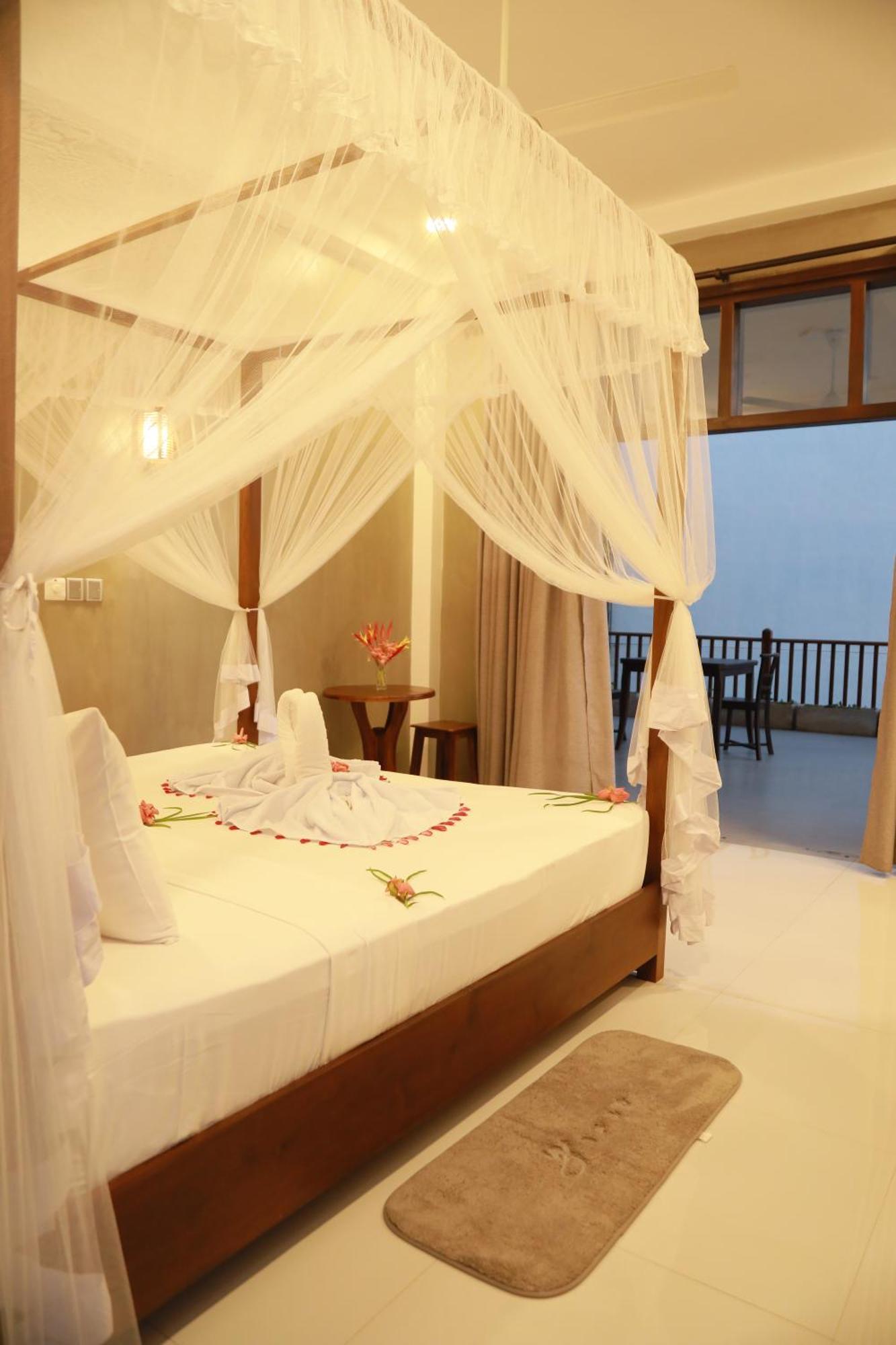 Hotel Gold Bubble à Ahangama Extérieur photo